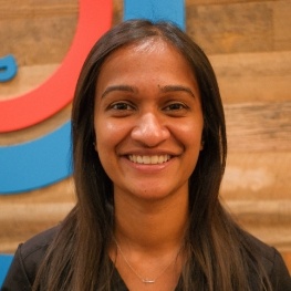 Glen Ellyn Illinois pediatric dentist  Dr. Subeena Thomas