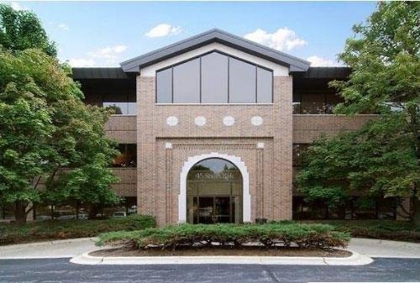 Outside view of Glen Ellyn Pediatric Dentistry office building